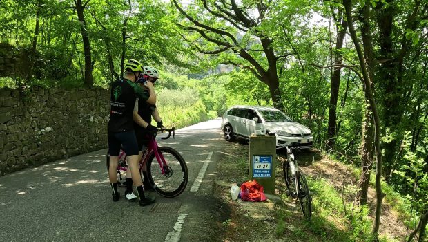 GX010144 - frame at 1m15s_laktate_3000_1700